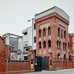 Lumina Near The Railway Station Apartment