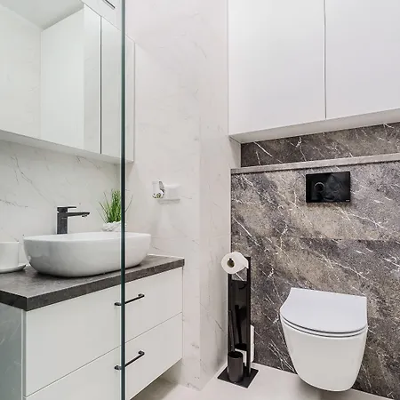 Apartment Lumina Near The Railway Station *