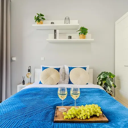 Lumina I 2-room With Balcony I Parking I Near The Railway Station