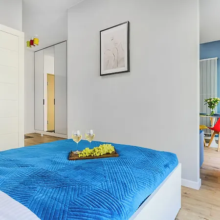 Lumina I 2-Room Apartment With Balcony I Parking I Near The Railway Station